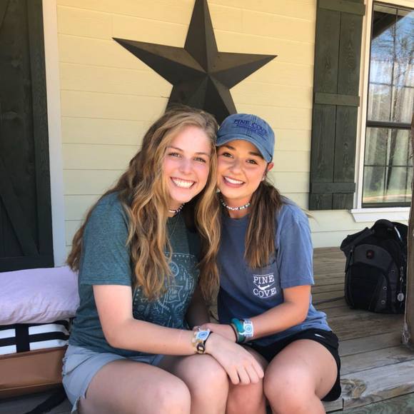 Meet your Posher, Lesley - Picture 1 of 1